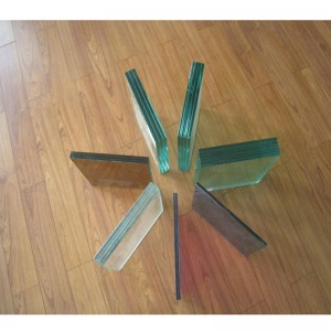 VETRO DI SICUREZZA VETRO LAMINATO