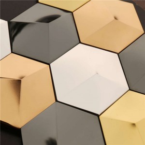 Top arabesco piastrelle mosaico backsplash nero e dorato