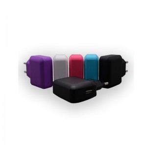 Caricatore da viaggio KC-8304LC QC3.0