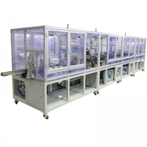 Apparecchiature per connettori automobilistici