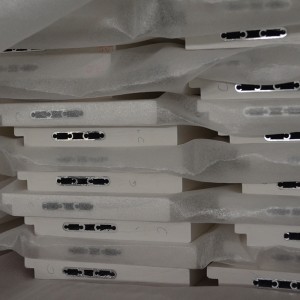 realizzazione di componenti per persiane in pvc