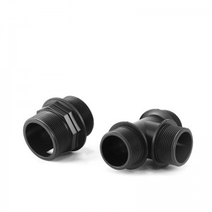 Stampaggio ad iniezione di utensili in plastica per raccordi industriali