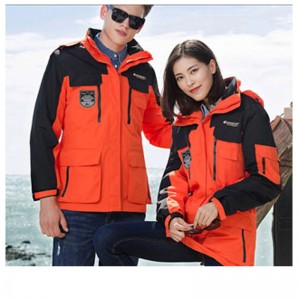 Produzione annuale di 400000 pezzi / set di indumenti da lavoro di buona qualità e quantità