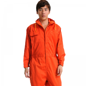 Personalizzazione dell'abbigliamento in diversi importanti fattori che incidono sul prezzo