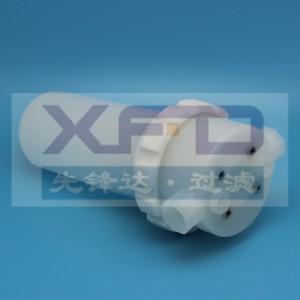 Custodie per filtri in polipropilene