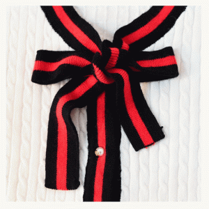 Bordi a righe cardigan all'ingrosso con maglia a maniche lunghe per donna