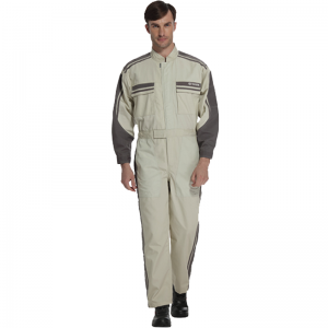 Gli abiti da lavoro dovrebbero essere personalizzati, non acquistati