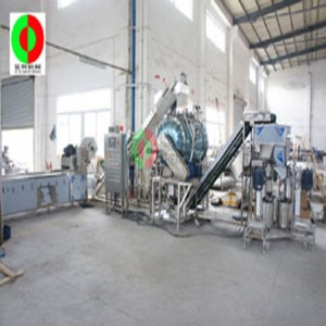 Linea di produzione per il taglio e la pulizia del peperone