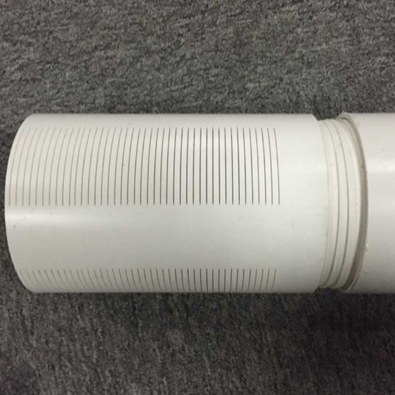 Tubo filtrante in PVC da 4 pollici con attacco filettato
