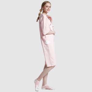 Set di pigiami da ricamo in jersey di cotone stampato rosa donna