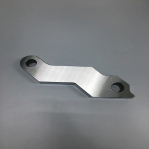 Parti metalliche con processo di taglio del filo