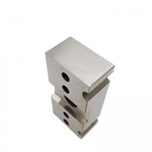 Punzoni personalizzati in carburo di tungsteno che stampano le parti stampate