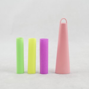 Maniglia e coperchio in silicone