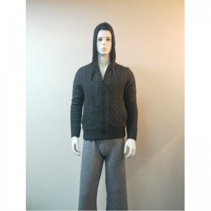 CAPPOTTO MAGLIONE NERO CON CAPPUCCIO RLMS0071F