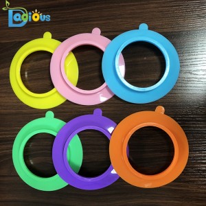 Ventosa di silicone alimentare BPA senza silicone BPA per piatto di bambù Ciotola di bambù antiscivolo con anello di aspirazione Stay Put