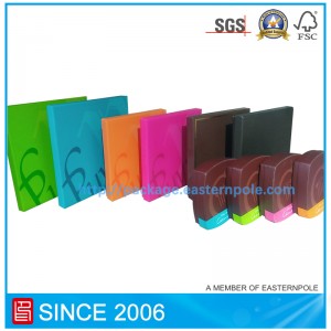 Scatola rigida di lusso con inserto in cartone