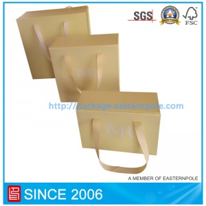 Scatola per imballaggio con guarnizione magnetica pieghevole gialla