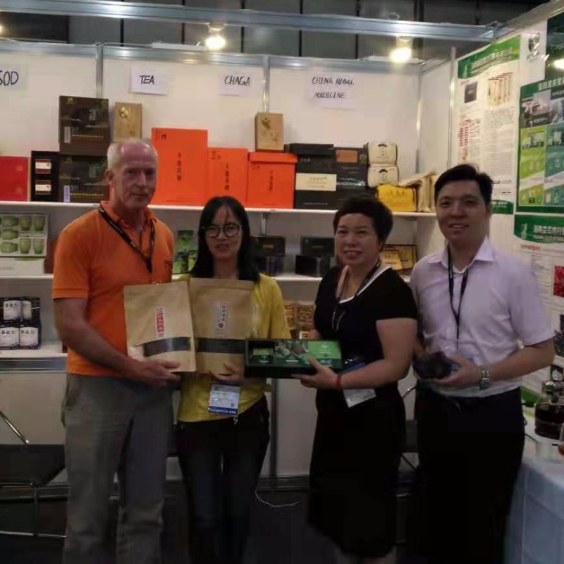 Il cliente americano è interessante nei nostri prodotti