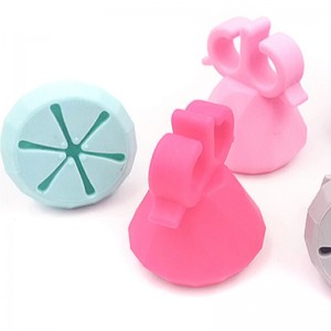 Copri bottiglia in silicone per smalto