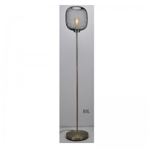 Lampada da terra moderna con paralume in rete