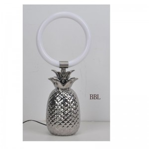 Lampada da tavolo a LED con base di ananas in ceramica e anello acrilico