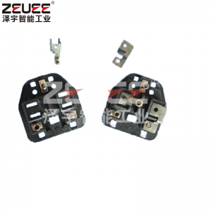 Linea di assemblaggio automatica spina elettrica stile britannico