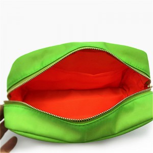 astuccio per cosmetici