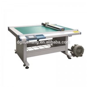 plotter graphtec della tagliatrice del modello della scarpa del campione di taglio del cuoio di CNC