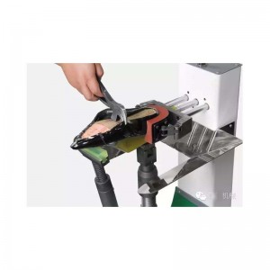 scarpa in pelle che rende la macchina duratura in vita