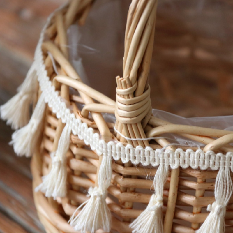 Cesto portaoggetti fatto a mano