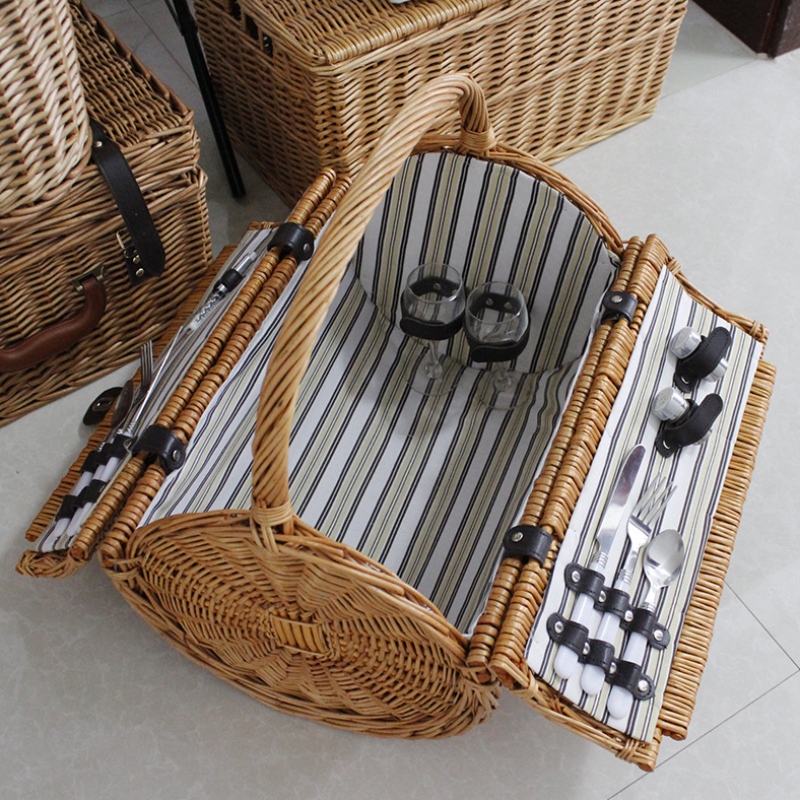 Raggio di forma Willow Picnic Basket