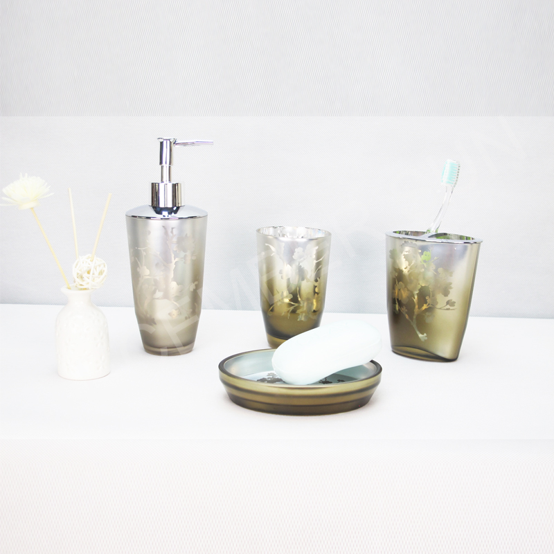 Set di accessori da bagno in vetro da 4 pezzi