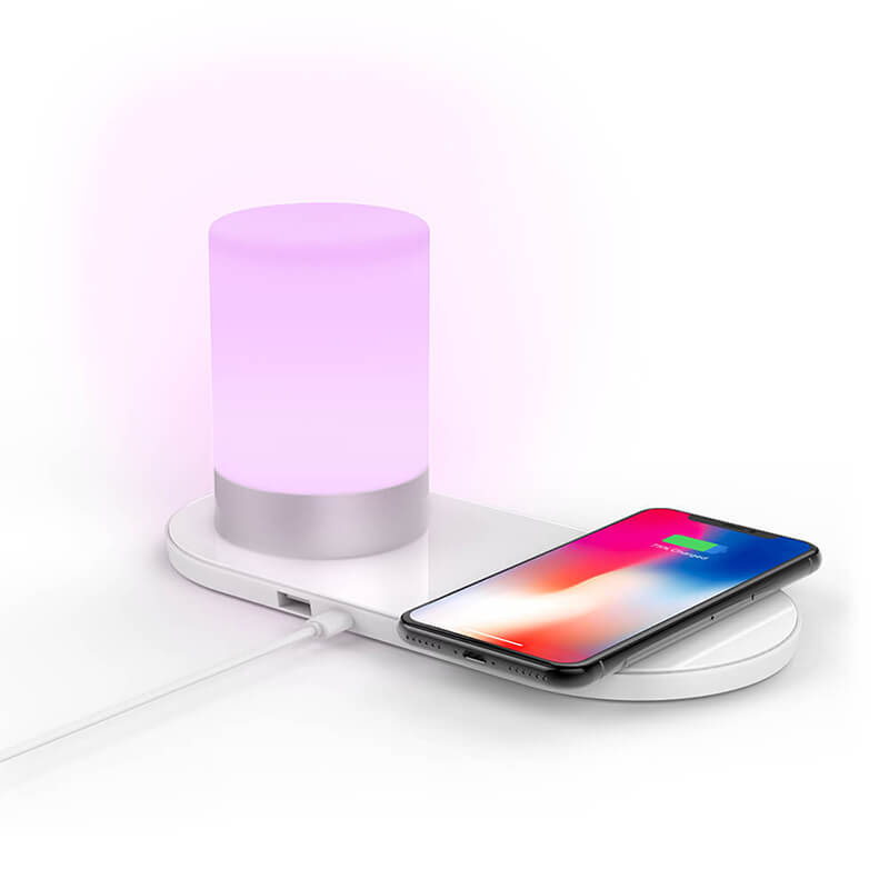 Lampada RGB con ricarica wireless (per iPhone o telefono Android)