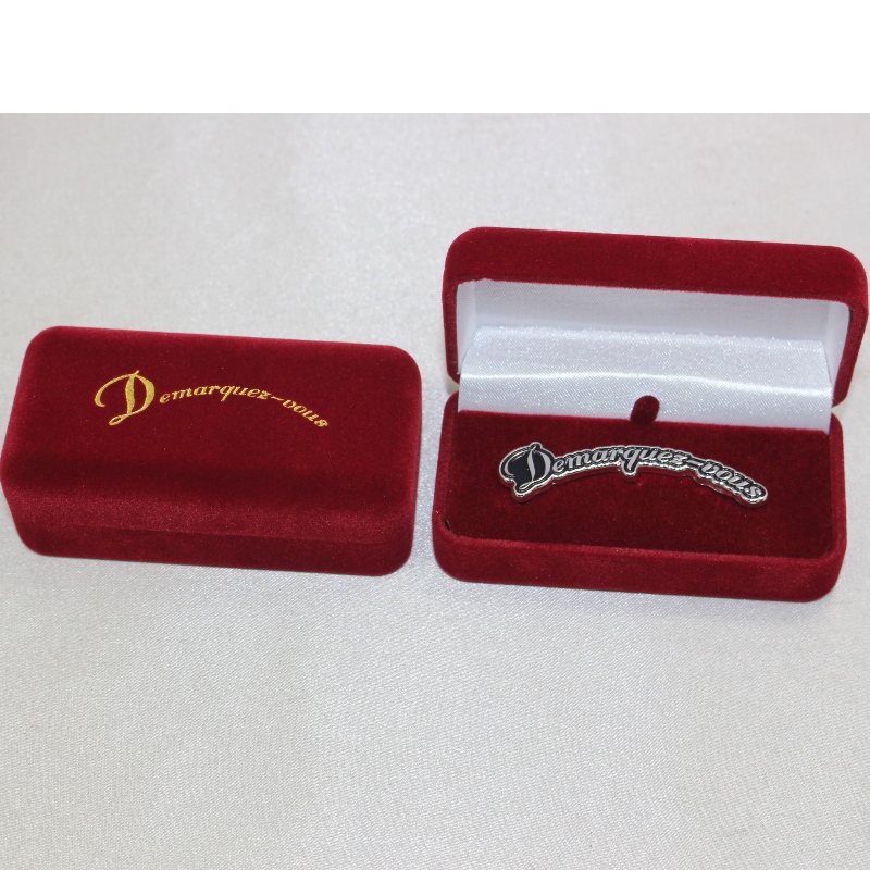 Articolo D-68S Scatola rotonda in velluto per gemelli, fermacravatta, badge ecc. Mm. 75 * 38 * 28, pesa circa 30 g