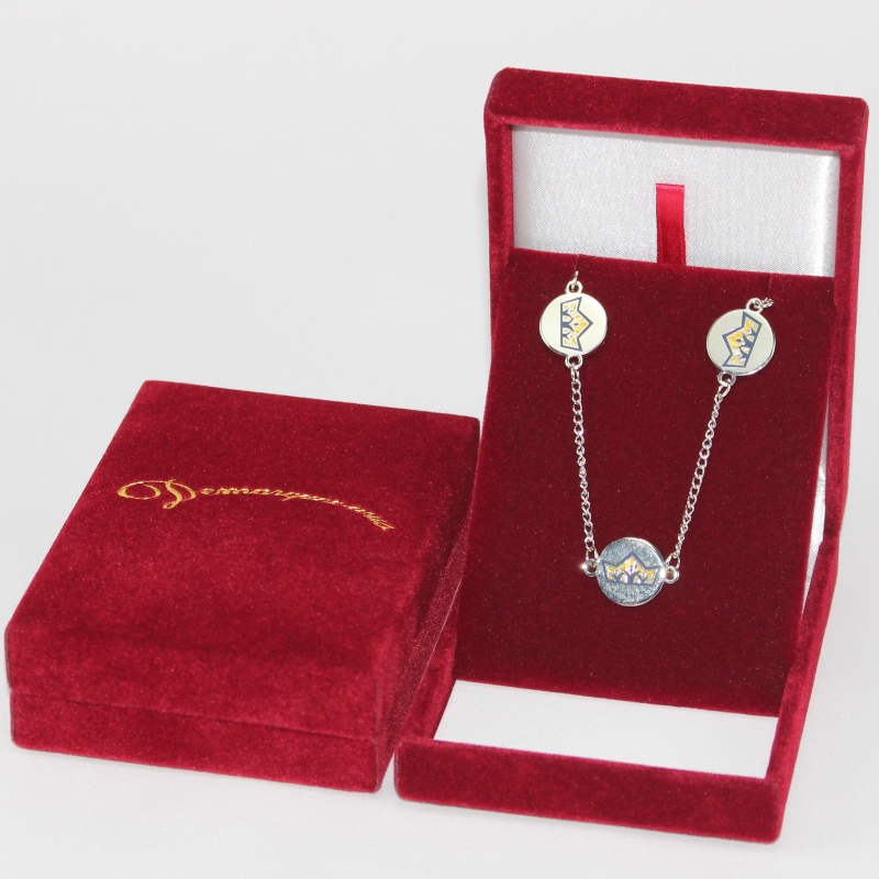 Articolo V-17L scatola quadrata in pelle PU per medaglia 65 * 90 mm, badge, moneta ecc. Mm. 80 * 110 * 34, pesa circa 90 g