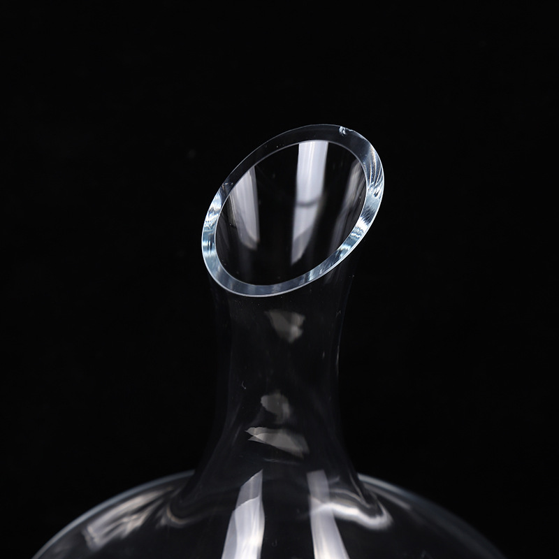 2020 nuovo decanter per vino decanter per vino inclinato semplice in vetro trasparente senza manico può essere personalizzato per il commercio all'ingrosso