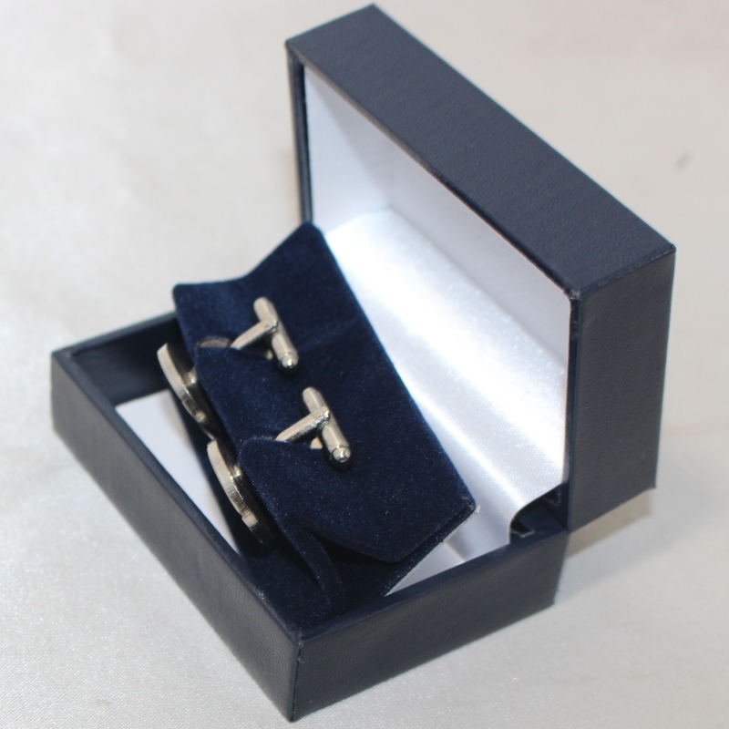 Articolo scatola di plastica rettangolare VK-1 coperta da similpelle per fermacravatta 58 * 20mm, portachiavi, gemelli, badge, ecc. Mm.75 * 50 * 38, pesi circa 56g