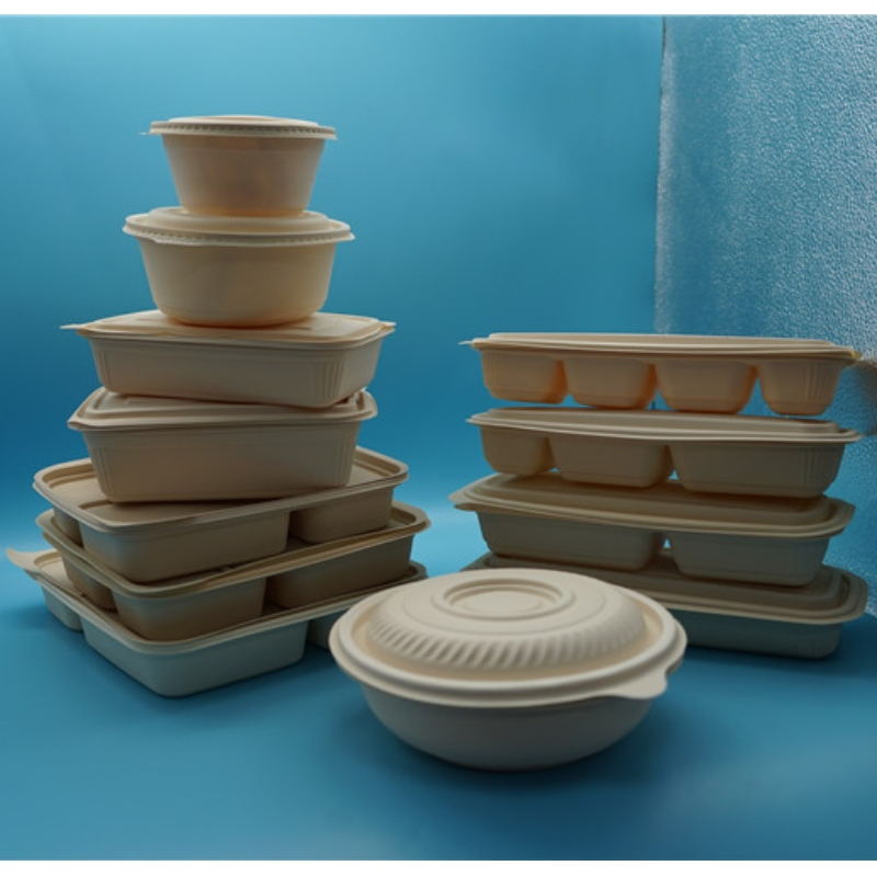 il ristorante estrae velocemente contenitori biodegradabili per la conservazione degli alimenti ermetici usa e getta a scomparto caldo biodegradabile