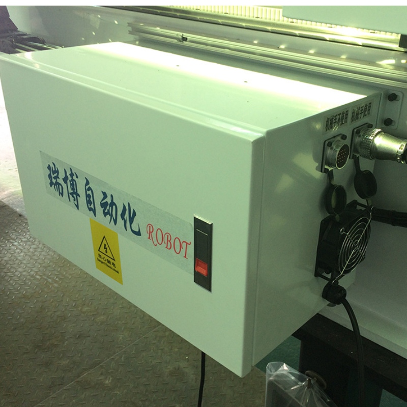 Cina produttore di manipolatori orizzontali a doppio braccio per robot di iniezione
