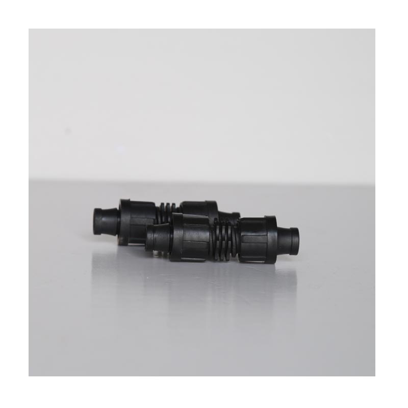 Raccordo da incasso per tubo gocciolante in PE