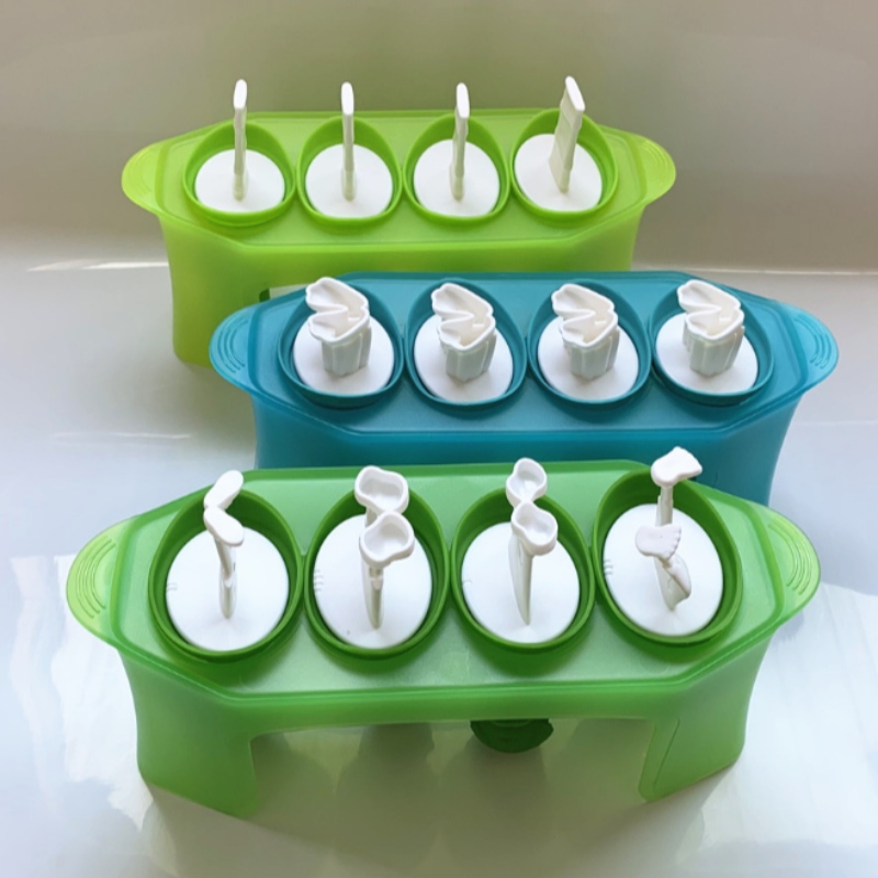 Nuovo modello di gelato teschio ghiacciolo in silicone modello uomo selvaggio zombie con staffa Stampo gelato portatile fai-da-te