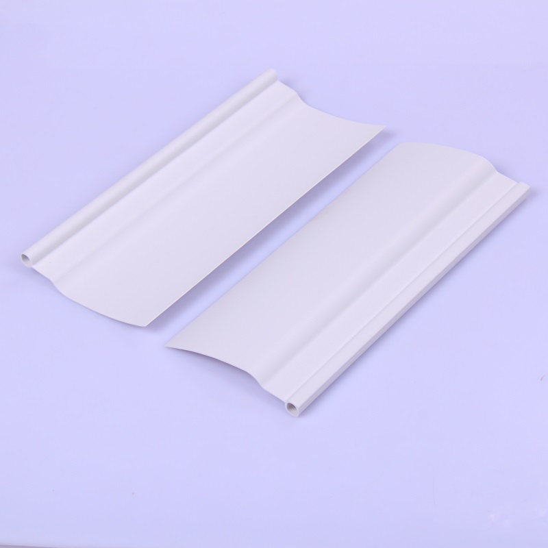 estrusione di profili plastici estrusi per persiane avvolgibili