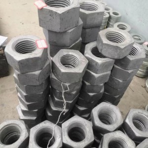 Prodotti di fissaggio marittimo