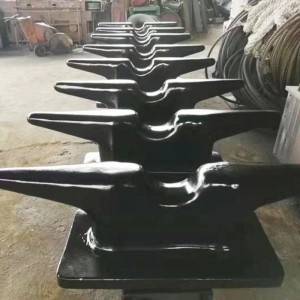 Dispositivi per ponti marittimi a ghisa, ferro/acciaio, saldati con parti di fissaggio