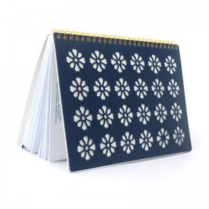 cartella di lavoro con copertina vuota