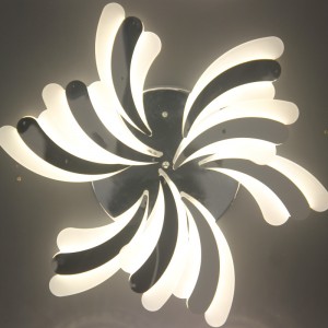 AC81 Luce di soffitto