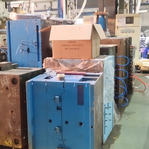 Stampi a iniezione per produttori di parti in plastica industriali personalizzate professionali