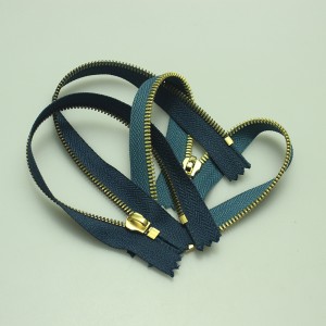Zipper in ottone in metallo con vari stili e dimensioni, accessori in metallo
