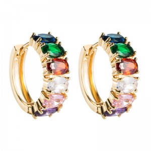 Accessori di moda transfrontaliera Zircone selvaggio zircone orecchini intarsiati signore oro placcato oro e americano semplici orecchini fabbrica all\'ingrosso