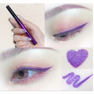 eyeliner glitter.